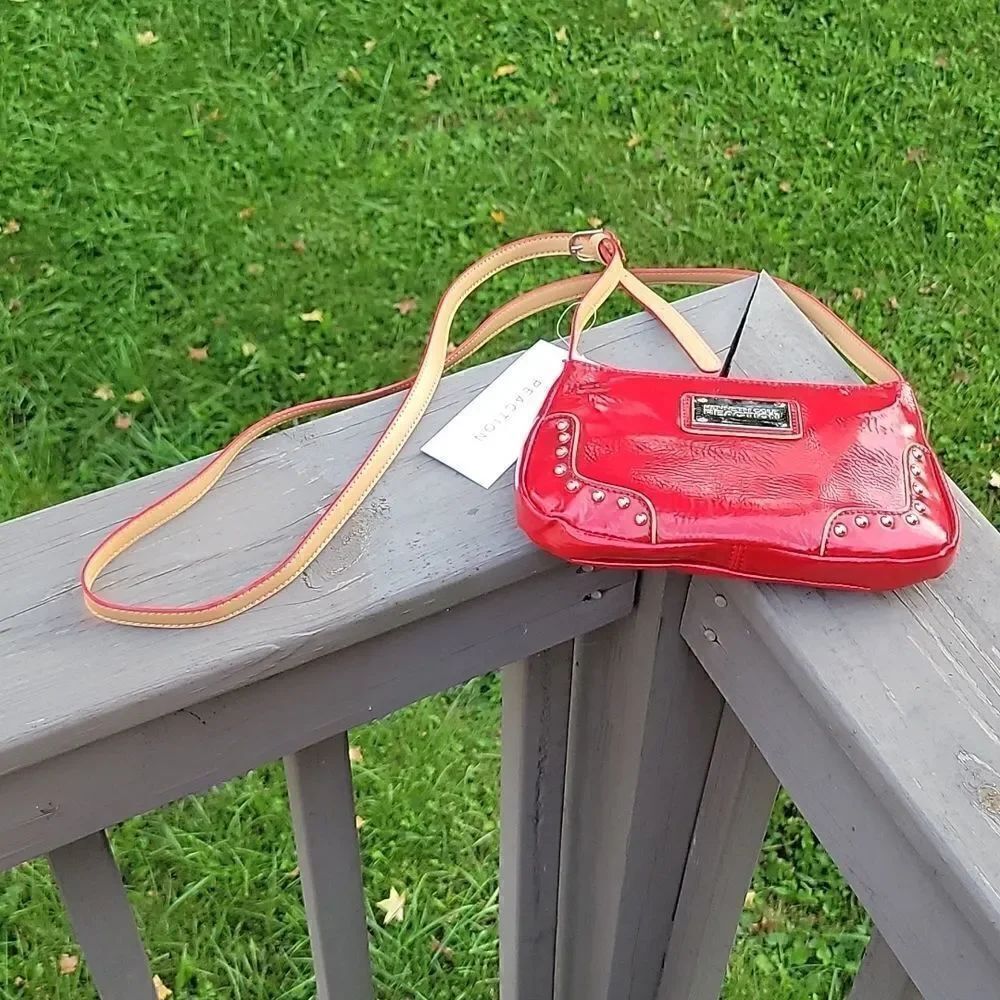 Kenneth Cole Reaction Counterpoint Mini Crossbody, red - Picture 2 of 5